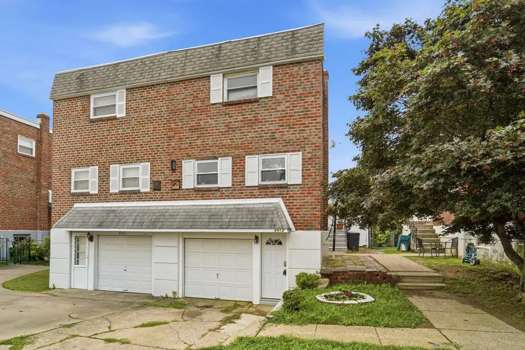 8913 Dewees St, PHILADELPHIA
