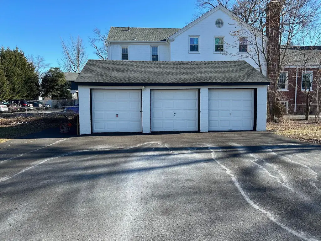 615 White Horse Pike, HADDON HEIGHTS