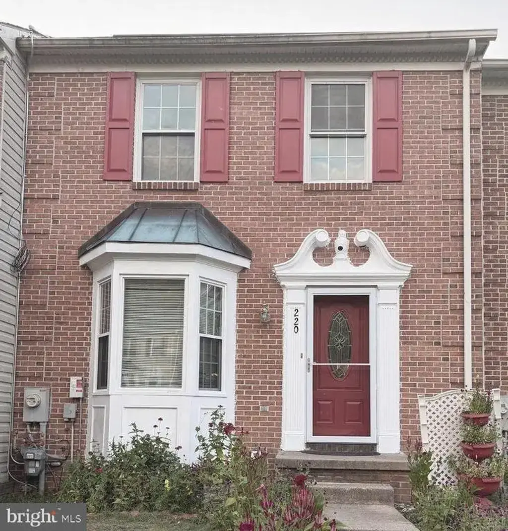 220 Ferring Ct, ABINGDON
