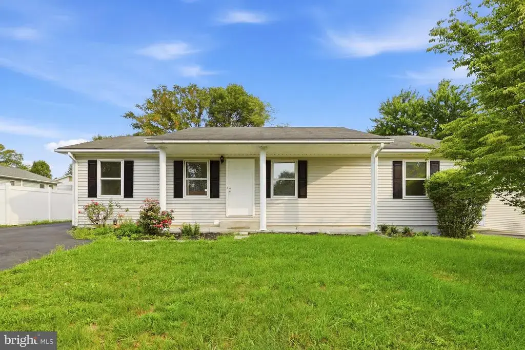 303 Hackberry Dr, STEPHENS CITY