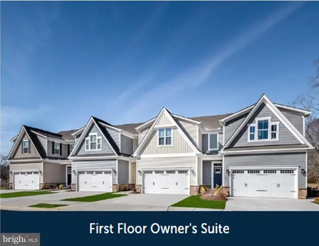 336 Pisa Ct, New Cumberland