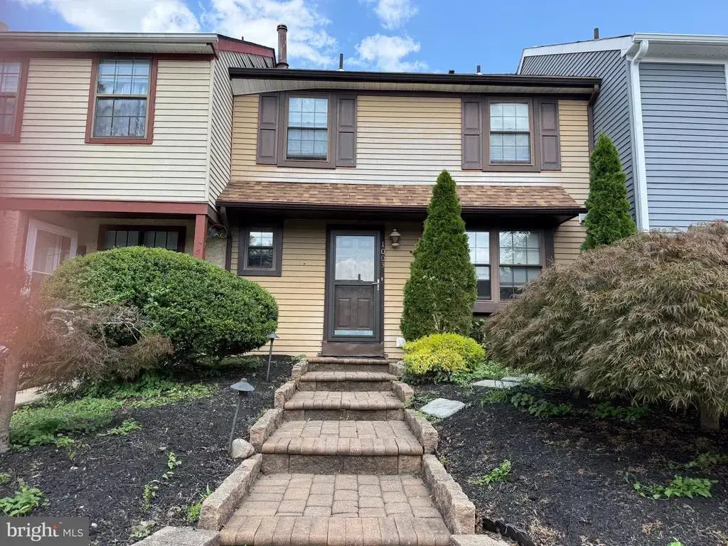 1003 Mulberry Ct, MARLTON