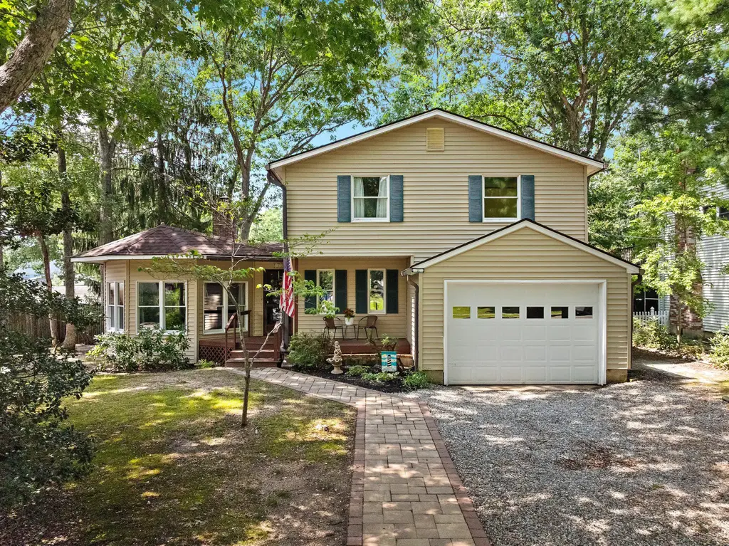 166 Rutgers Ave, MANAHAWKIN