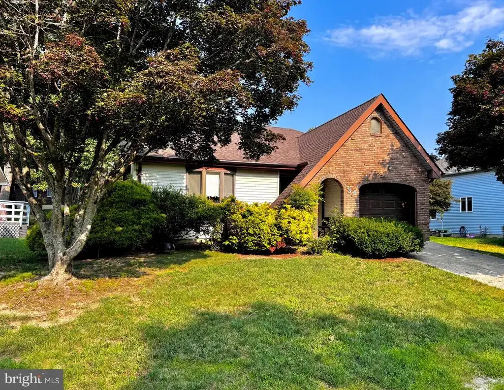 34 Sycamore Rd, MANAHAWKIN