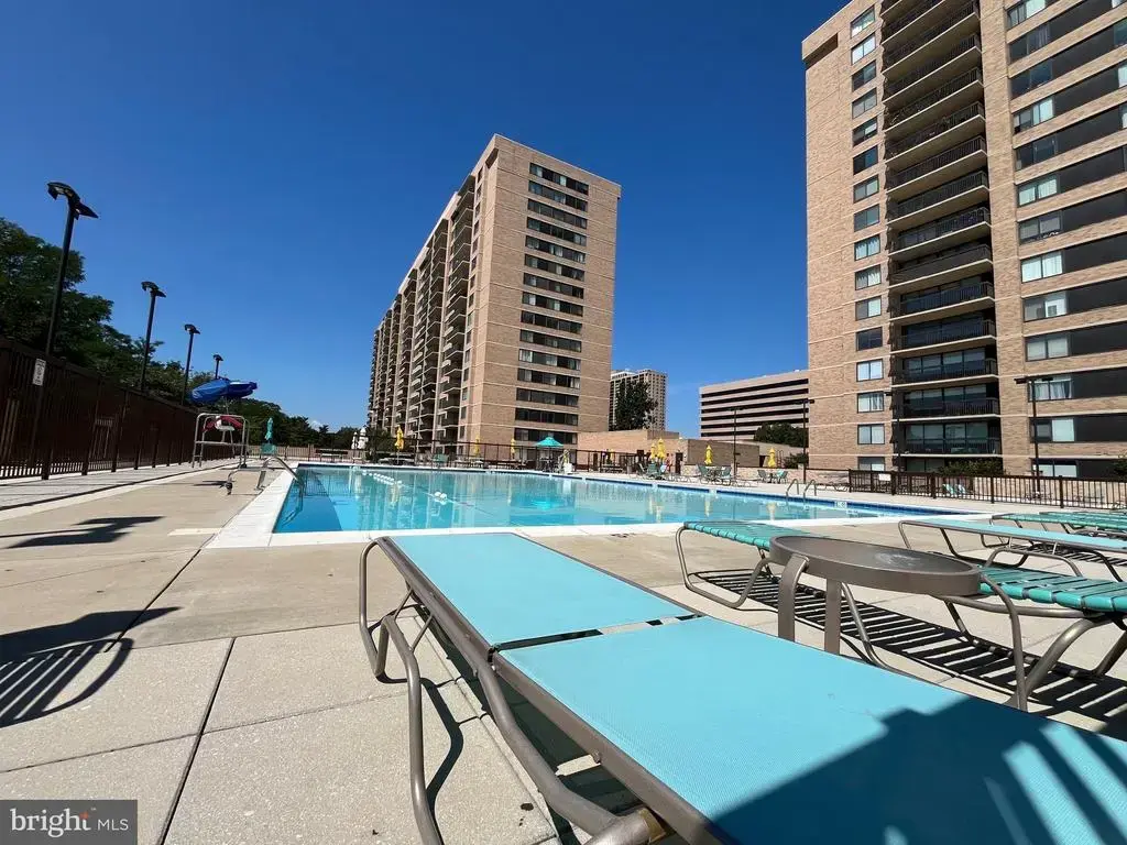 3713 S George Mason Dr #609, FALLS CHURCH