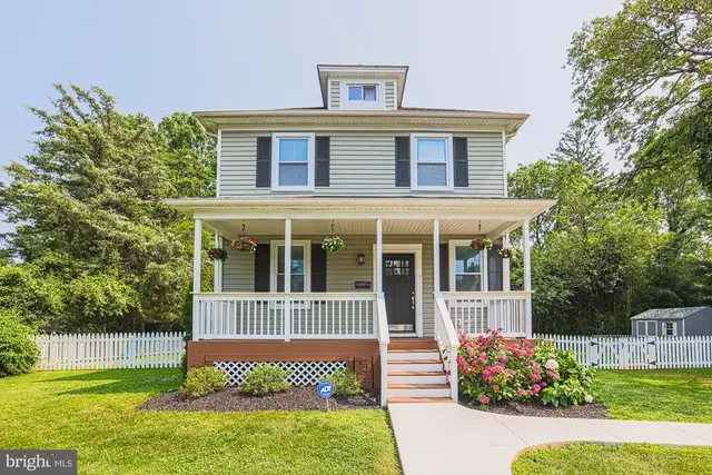 215 Clarendon Ave, Pikesville