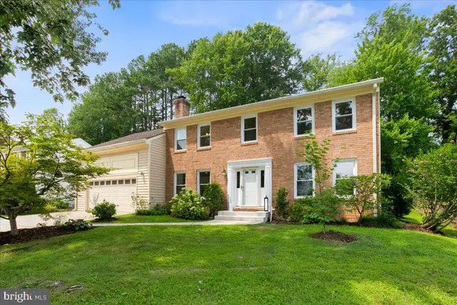 9008 Lake Braddock Dr, Burke
