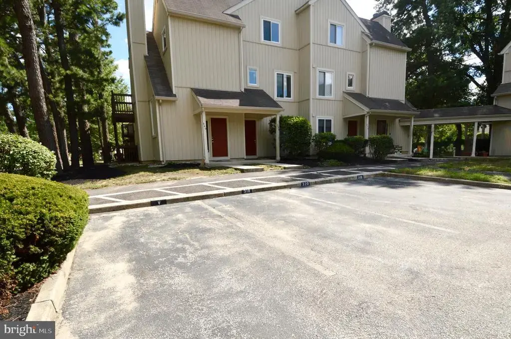 340 Woodlake Dr, MARLTON