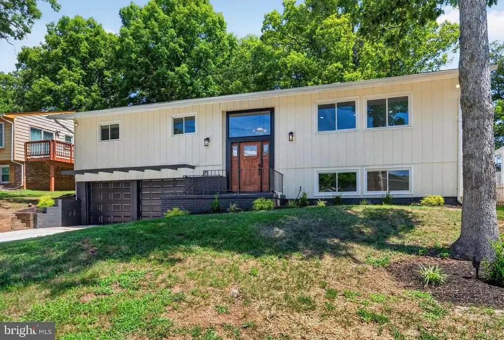 10312 Buena Vista Ave, LANHAM