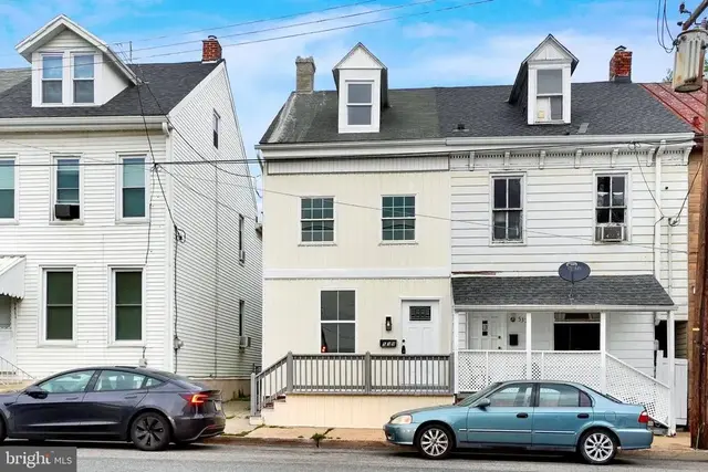 539 W Princess St, York