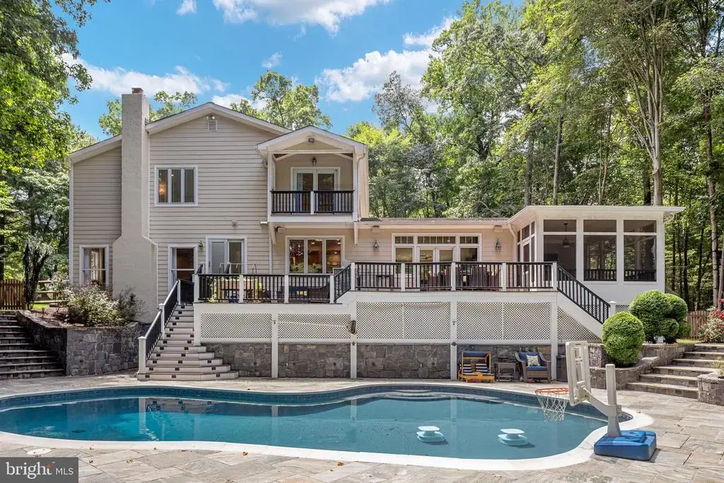 328 Canterwood, GREAT FALLS