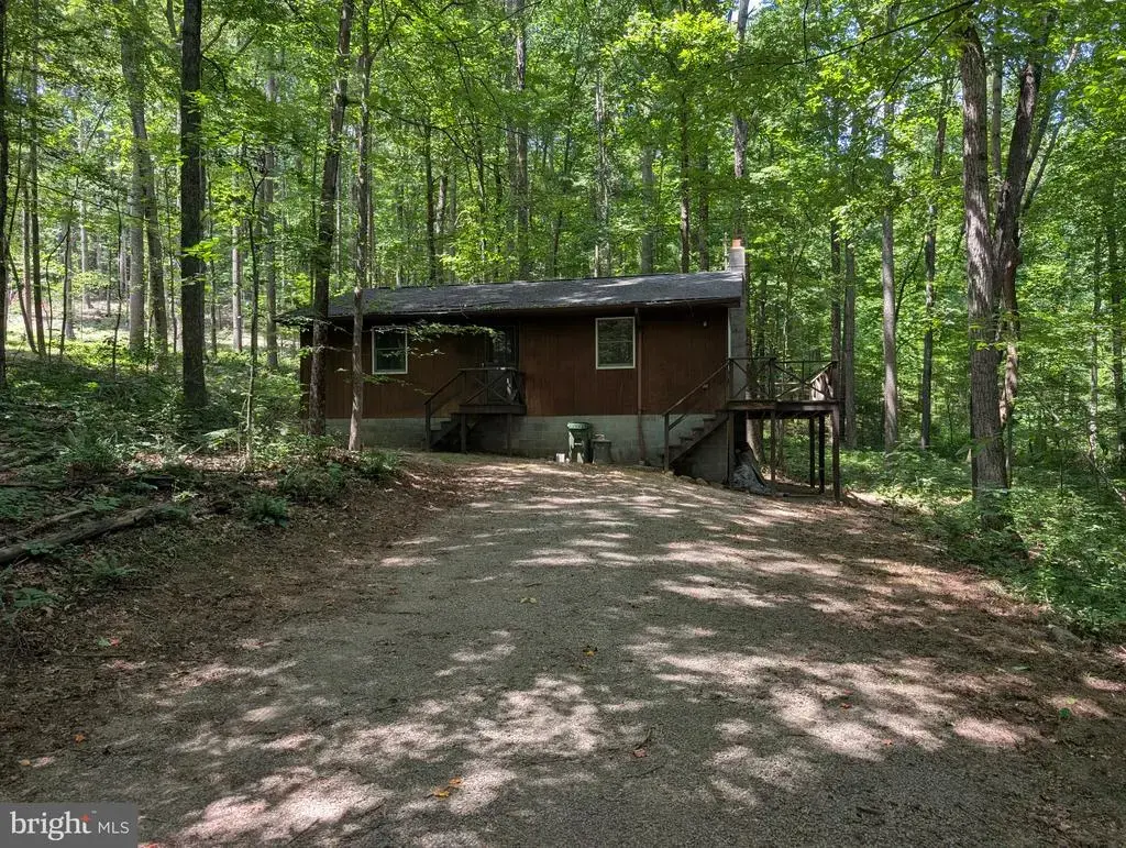 378 Happy Valley, BERKELEY SPRINGS