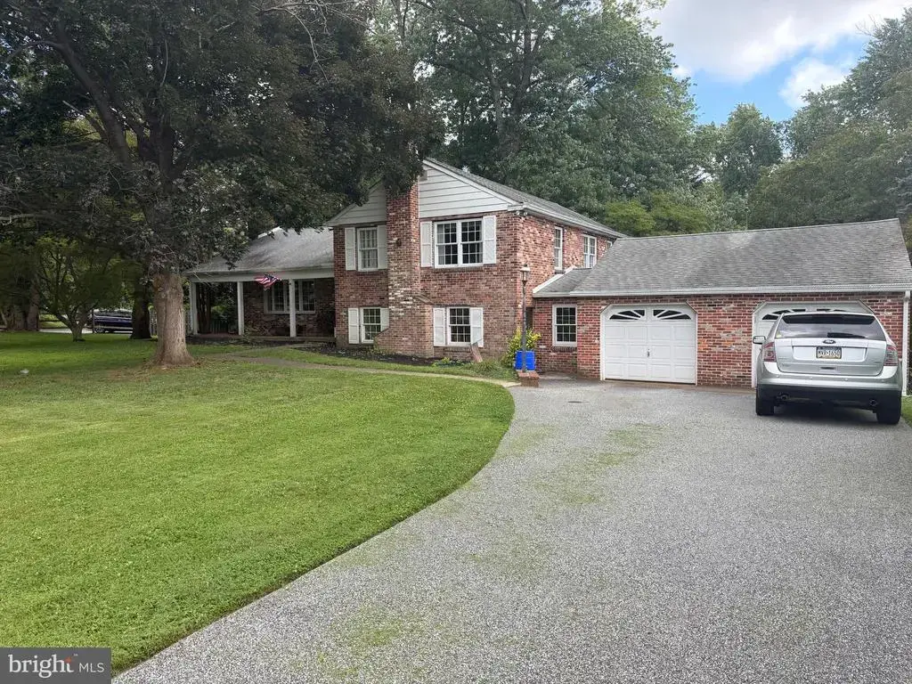 247 Yarmouth Ln, MEDIA