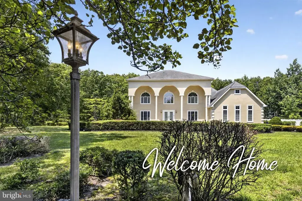 822 E Harlequin Dr, GALLOWAY
