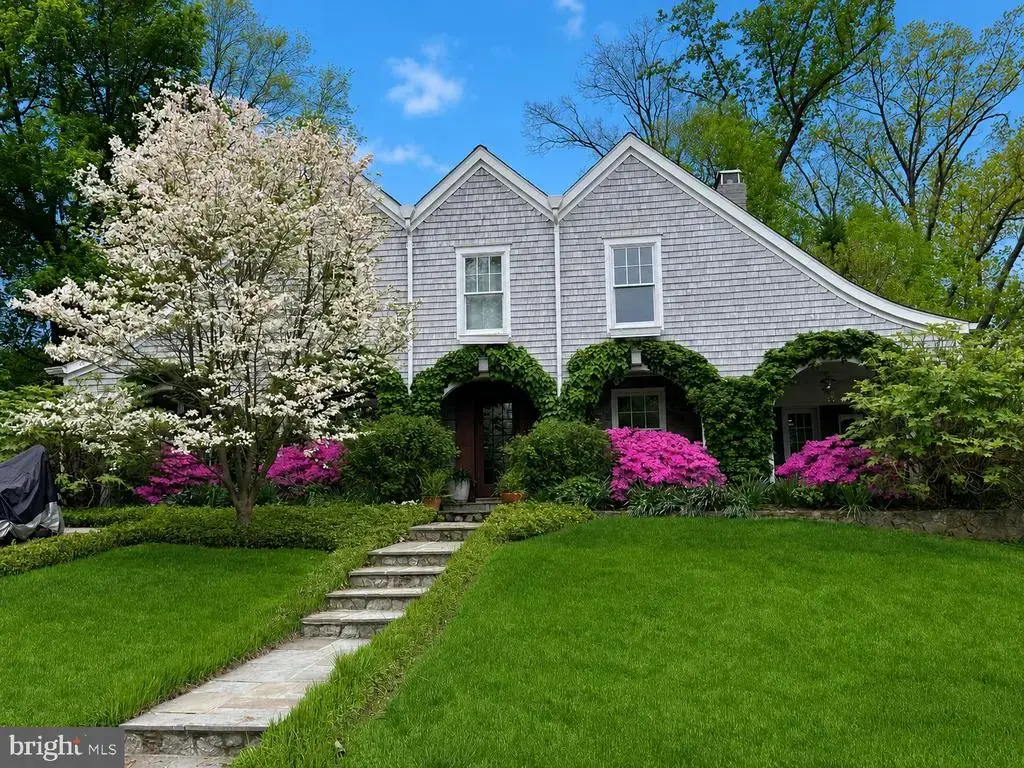 2800 Greenvale St, CHEVY CHASE