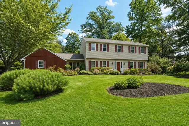 1333 University Dr, Yardley