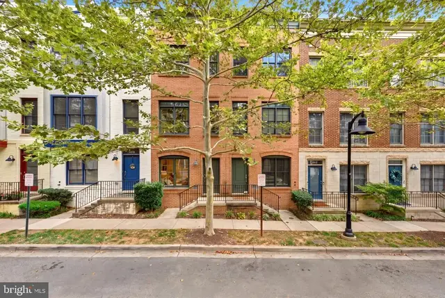 5615 44th Ave, Hyattsville