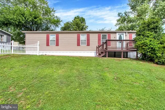 3 Oaklyn Dr, York Haven