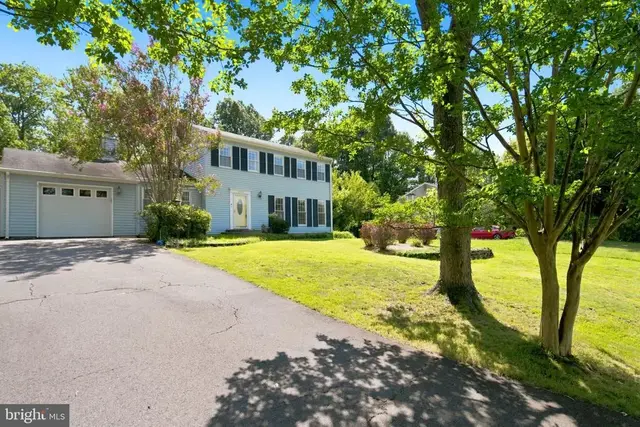 2337 Archdale Rd, Reston