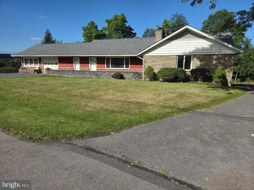 1215 Sylvan Cir, BELLEFONTE
