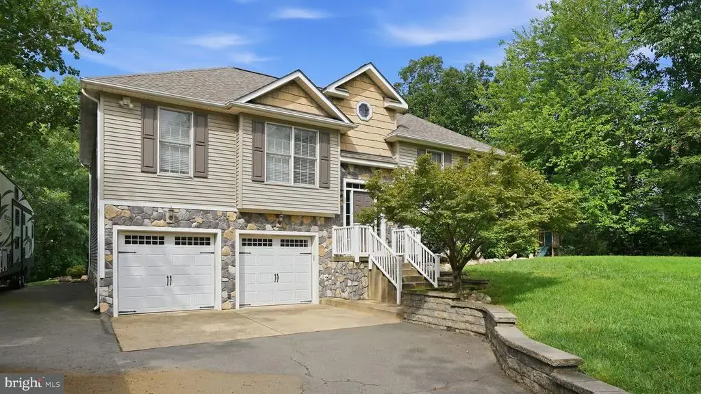 228 Greenbank Rd, FREDERICKSBURG