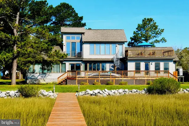 6107 Hopkins Ln, Chincoteague Island