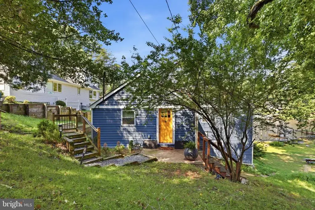 8014 Forest Glen Dr, PASADENA
