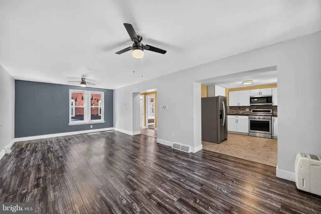 2715 Sears St, PHILADELPHIA