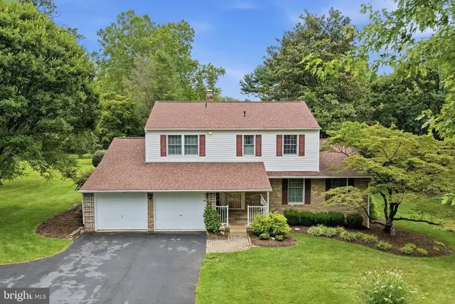 7405 Hillside Dr, Frederick