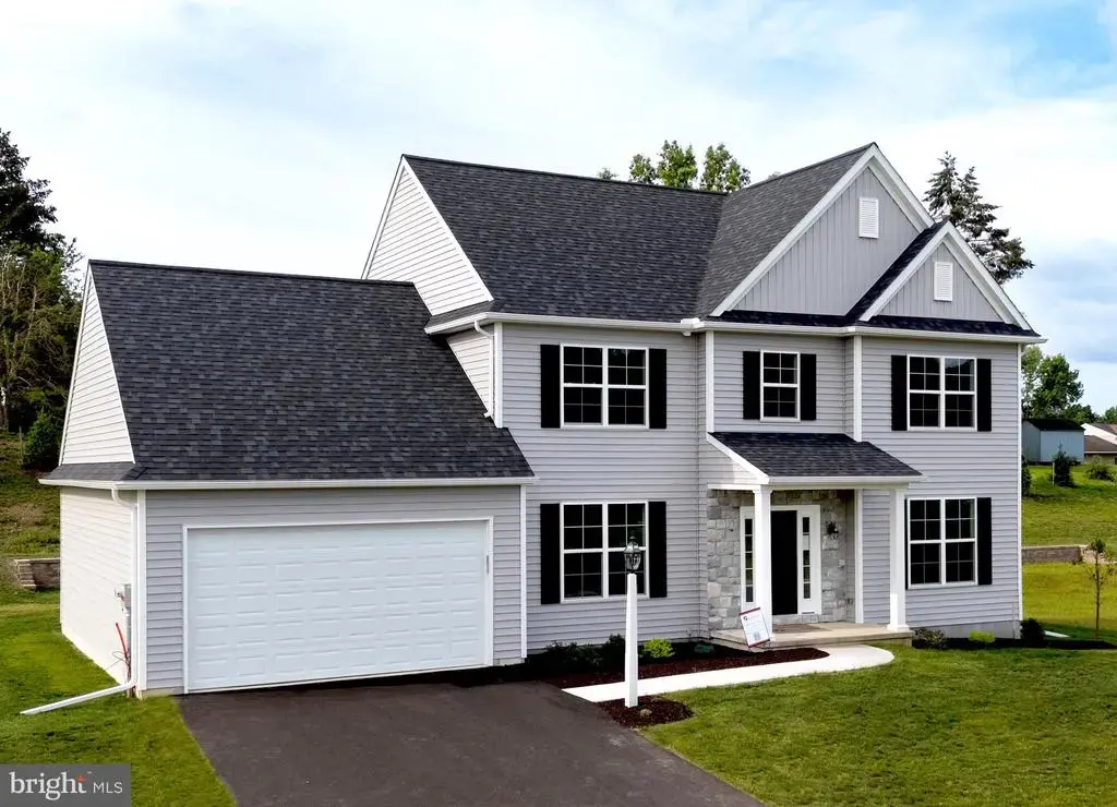 464 Parkside Way, LITITZ