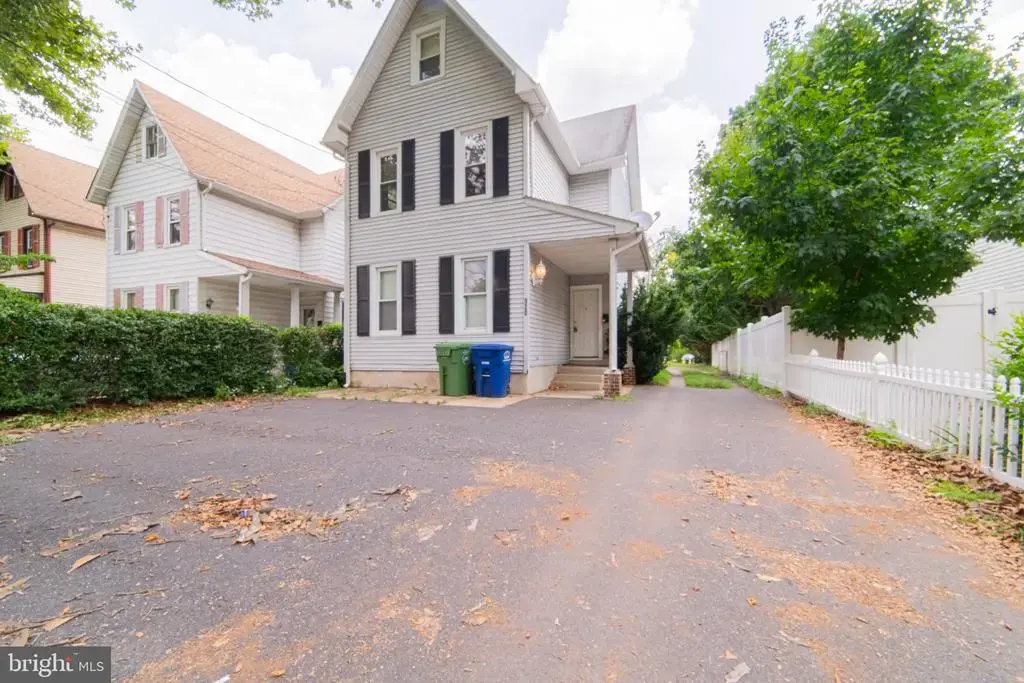 920 Cinnaminson Ave #b, PALMYRA