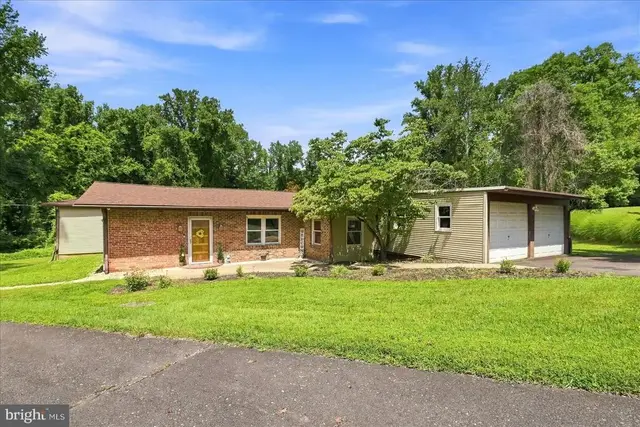 3534 Woodburn Rd, Annandale