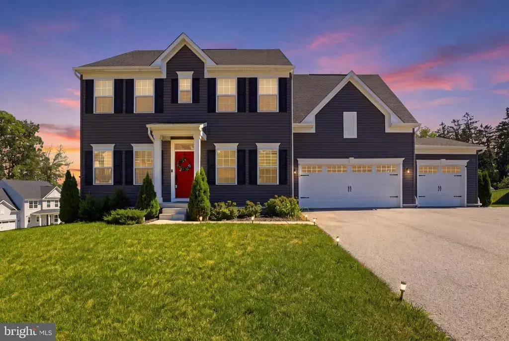 302 Greenwood Rd, SPRING GROVE