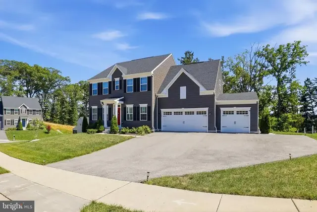302 Greenwood Rd, Spring Grove