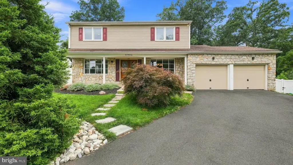 244 Kirk Dr, HUNTINGDON VALLEY