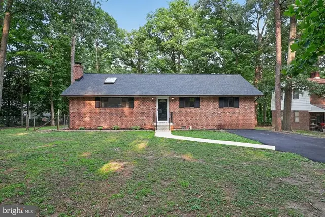 30097 Cross Woods Dr, Mechanicsville