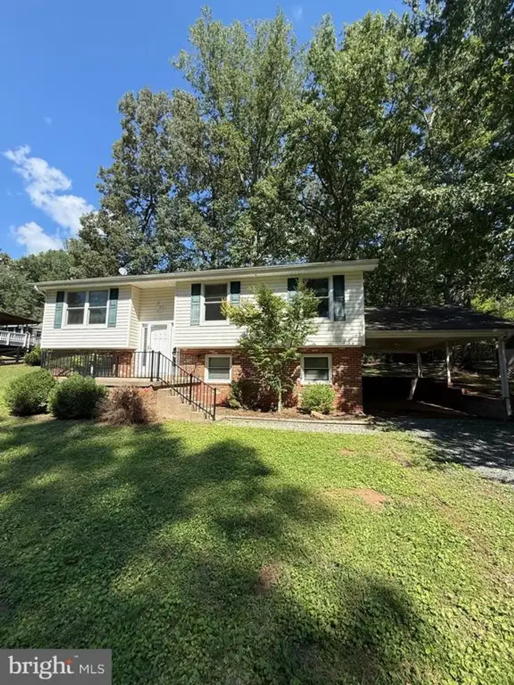 198 Van Horn Ln, STAFFORD