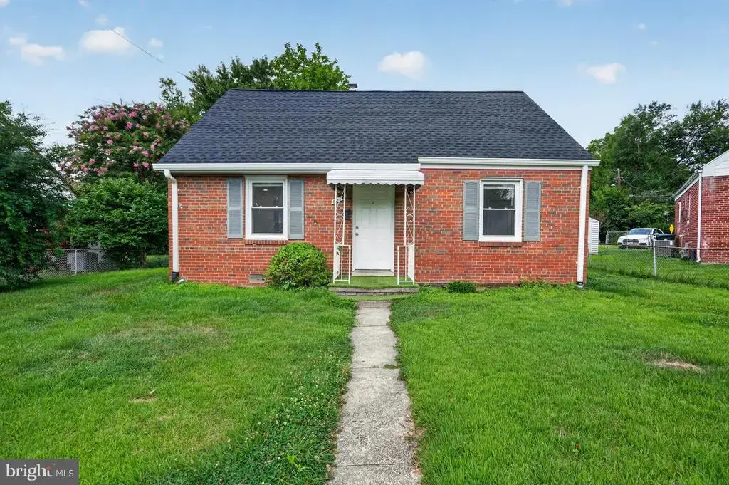 9216 51st Ave, COLLEGE PARK