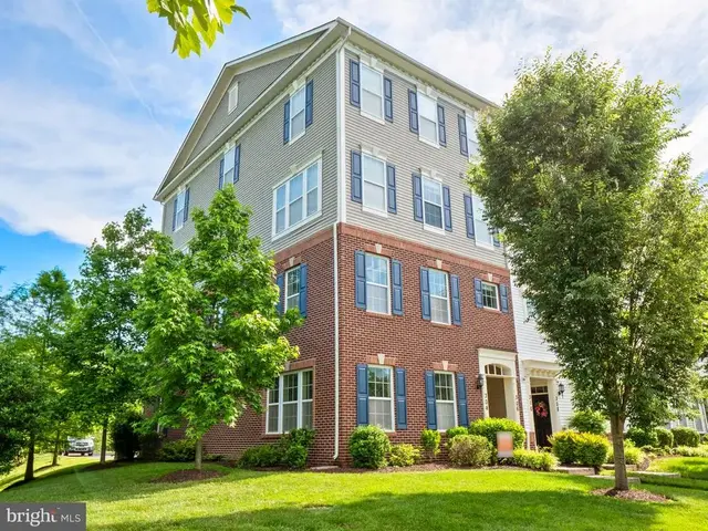 304 Orchard Ridge Dr, Gaithersburg