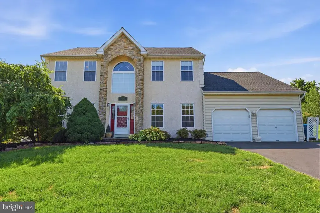 1062 Kingscote Dr, HARLEYSVILLE