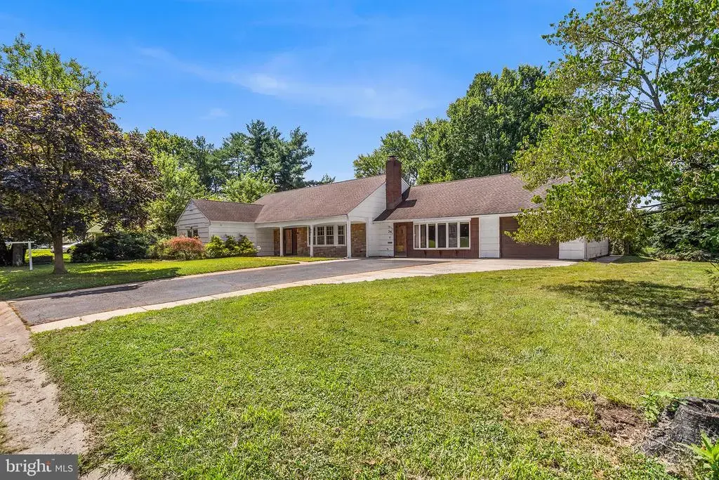 74 Country Club Rd, WILLINGBORO