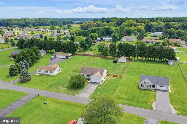 106 Falls Rd, Milton
