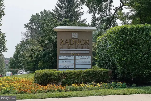 1030 E Lancaster Ave #1028, Bryn Mawr