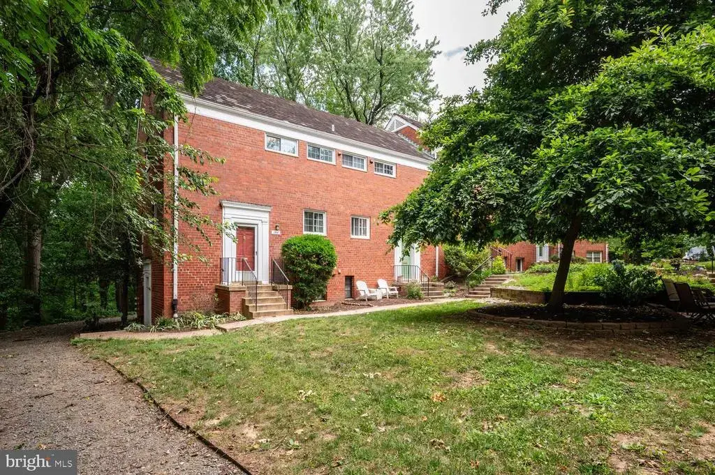 1557 Mount Eagle Pl, ALEXANDRIA
