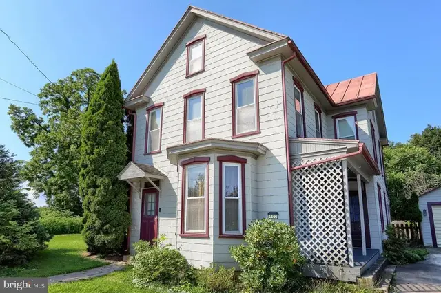 402 S Penn St, Shippensburg