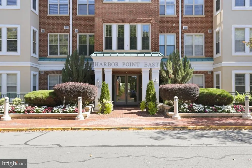 440 Belmont Bay #215, WOODBRIDGE