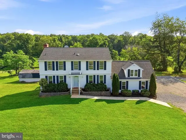 9411 Green Meadows Rd, Warrenton