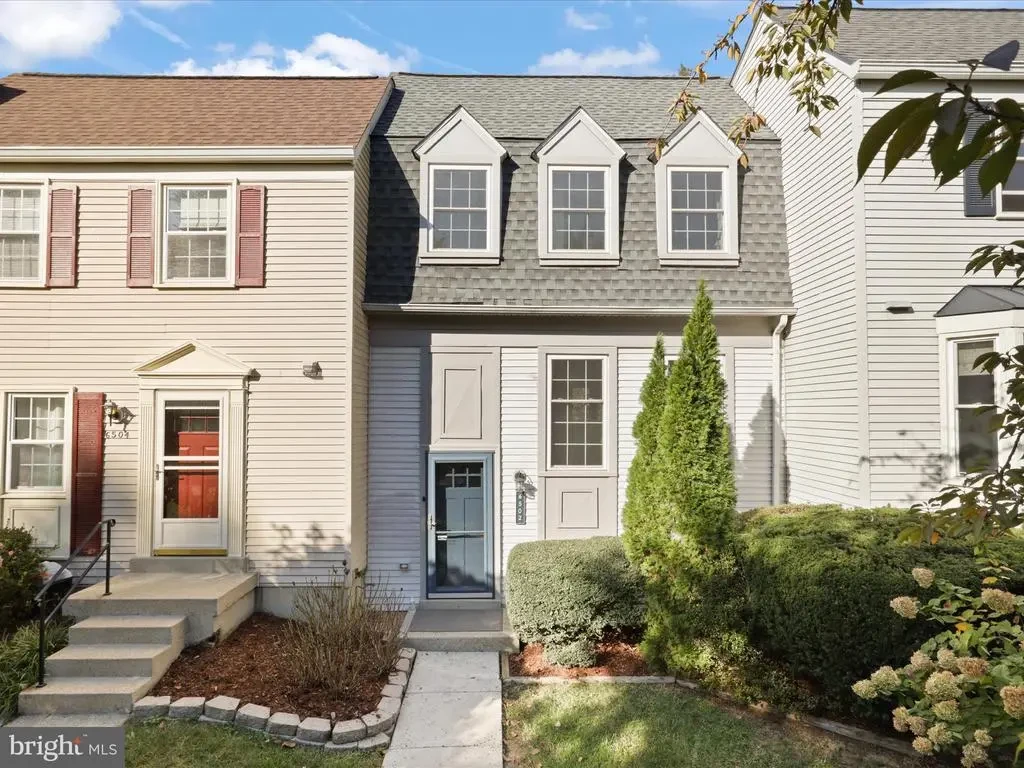 6502 Coachleigh Way, ALEXANDRIA