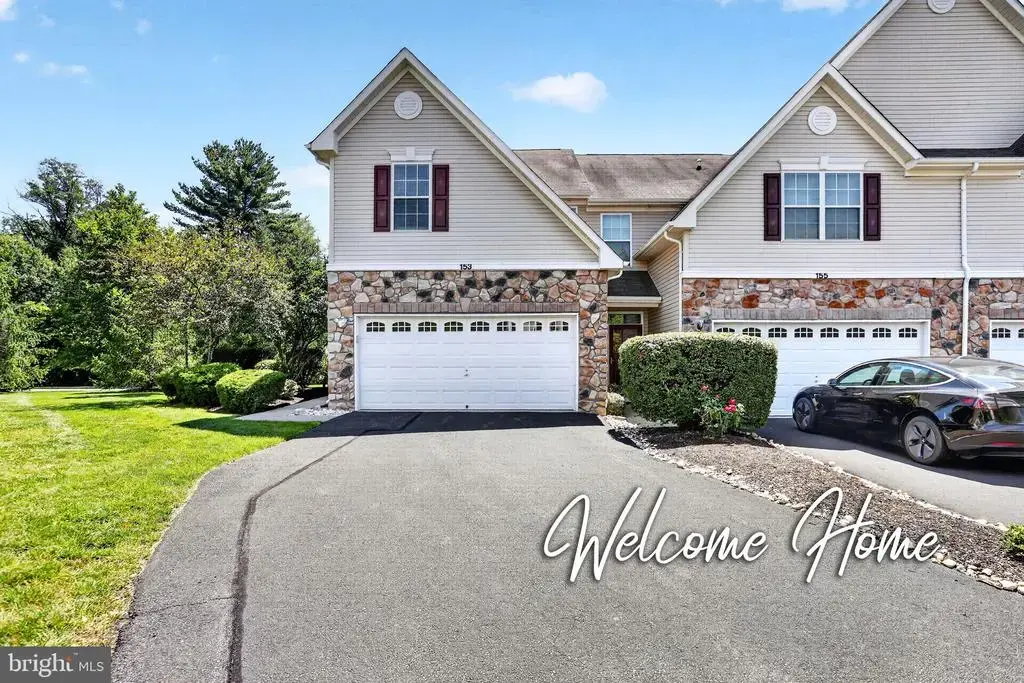 153 Valmore Ct, PENNINGTON