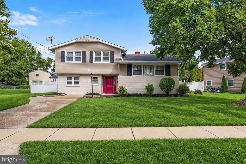 317 Cambridge Rd, CHERRY HILL